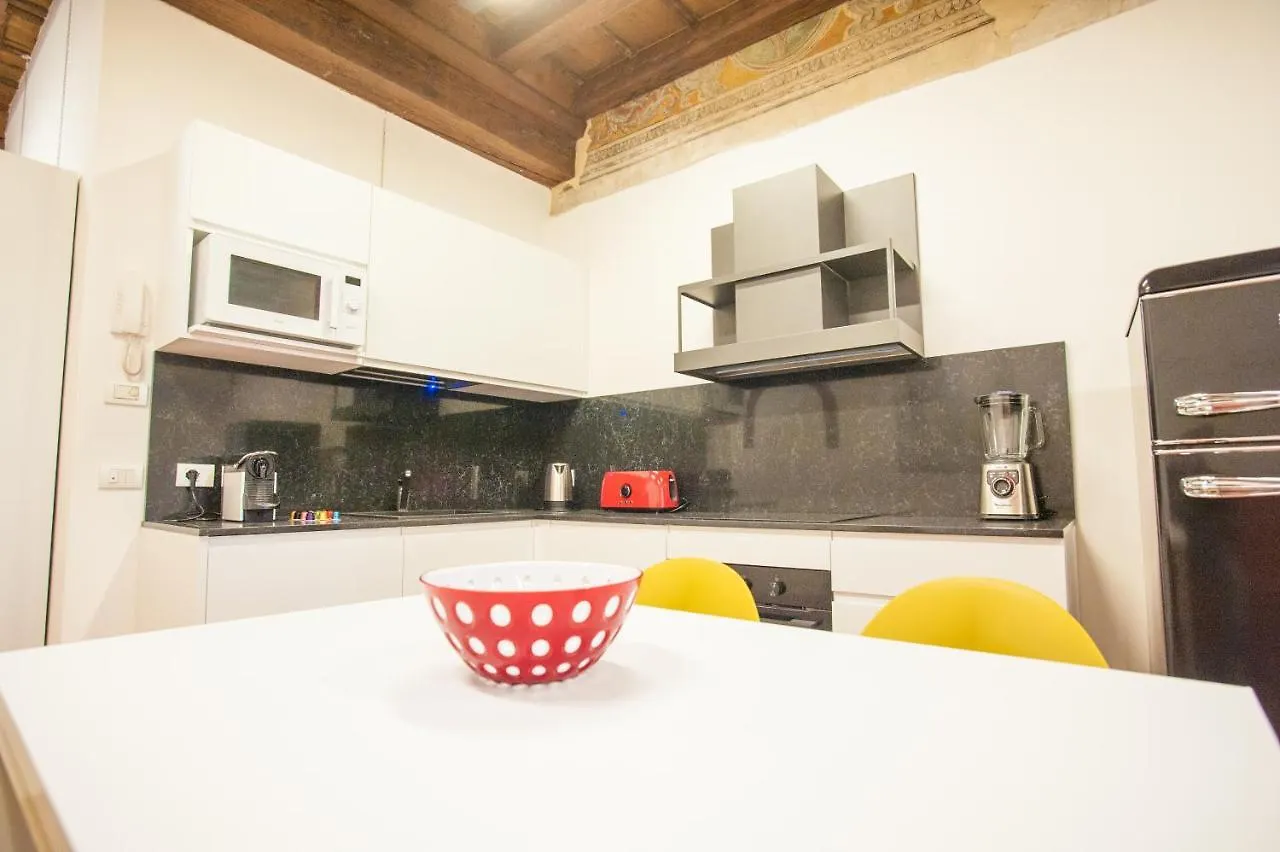 Italianflat - Residenza Veronetta 0*, Verona